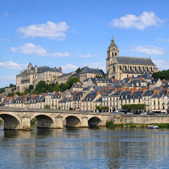 Quelle est la préfecture du Loir-et-Cher ? | Blois, chef-lieu