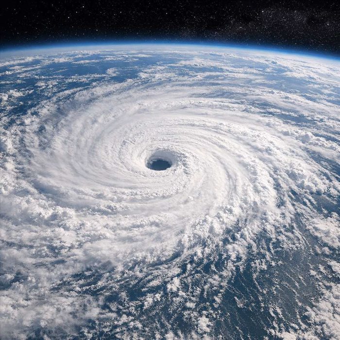 Typhon Tip : comprendre le cyclone le plus puissant